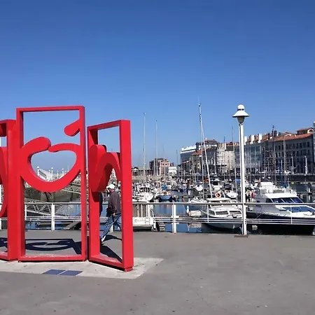 Guest house Goodhouse Gijon